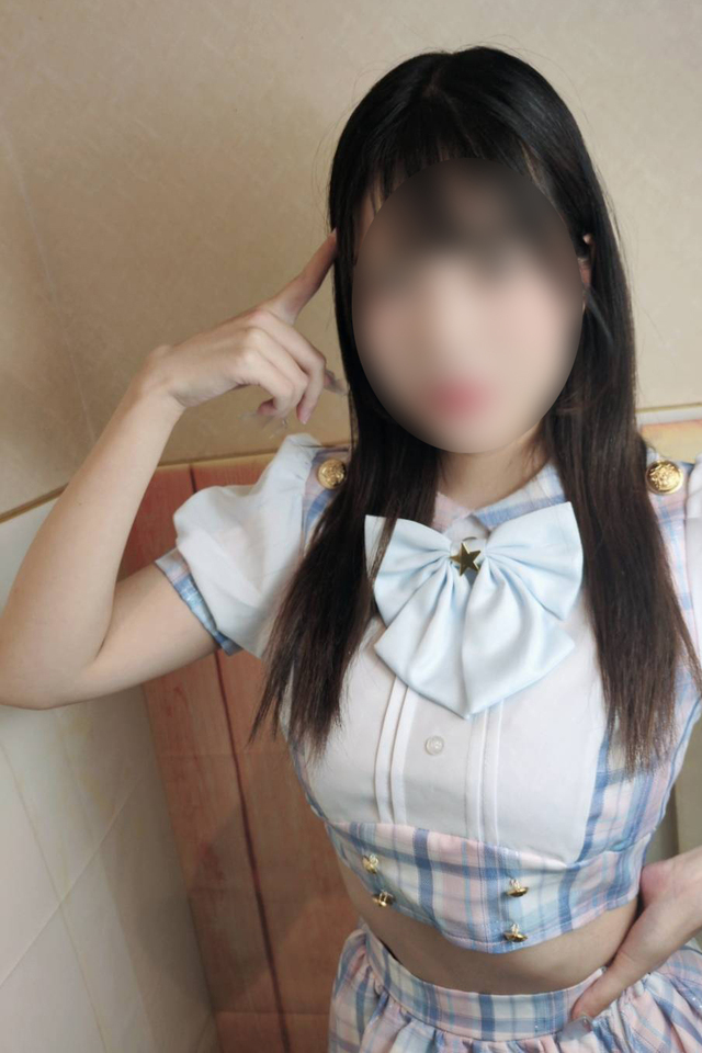 新宿歌舞伎町 オナクラ【レモンガールズ】もえ