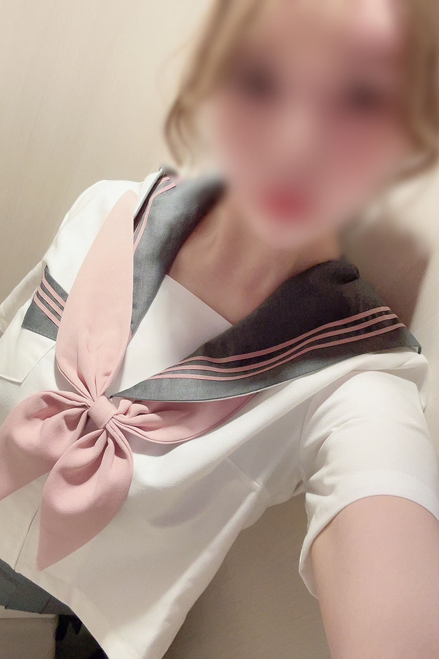 新宿歌舞伎町 オナクラ【レモンガールズ】りか