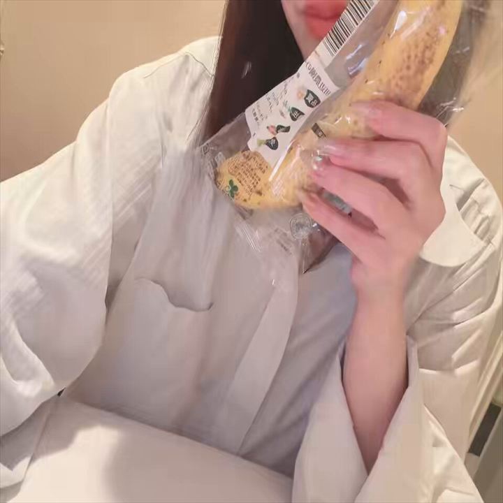 にこ