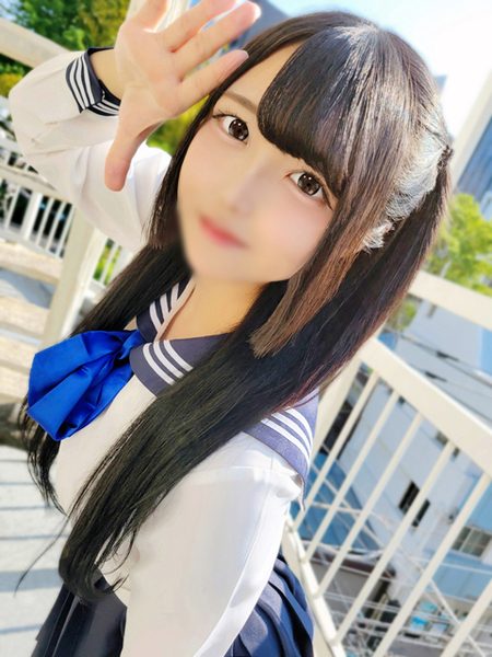 ピュア度MAX♪アイドルフェイス美少女！