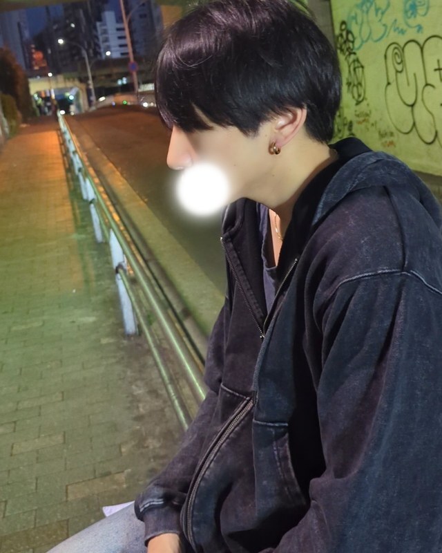 うつむき