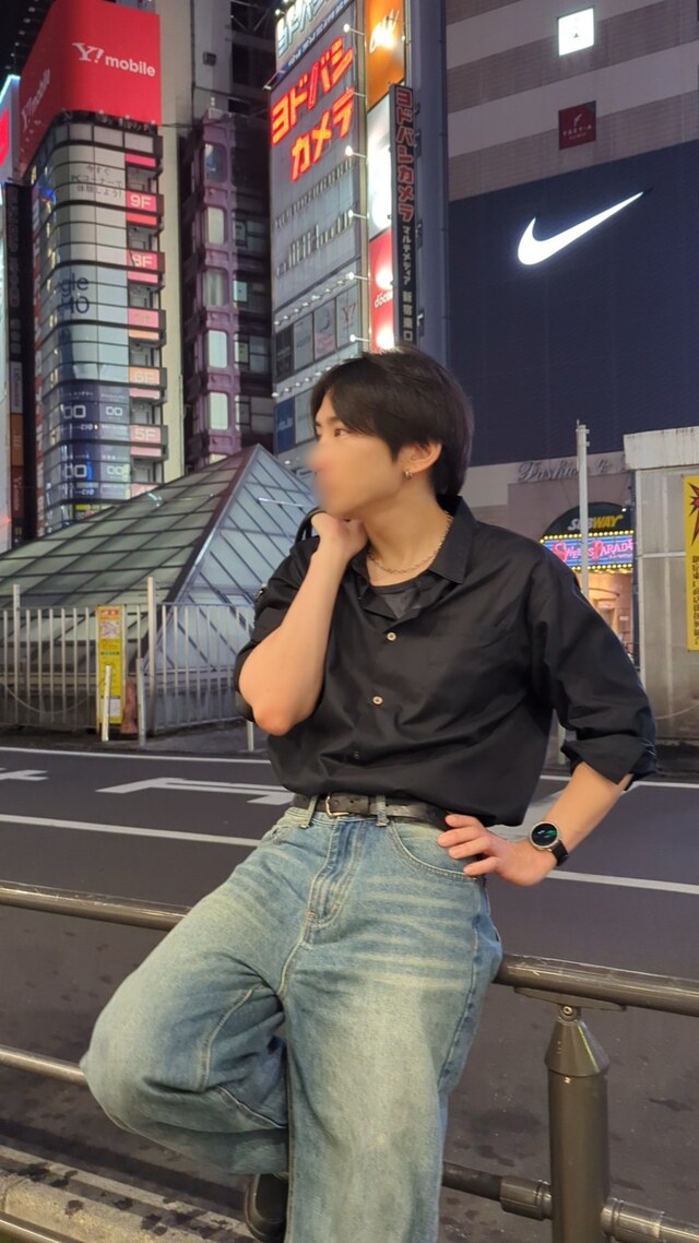 カメラ屋さんの前で😂