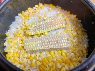 とうもろこしご飯?