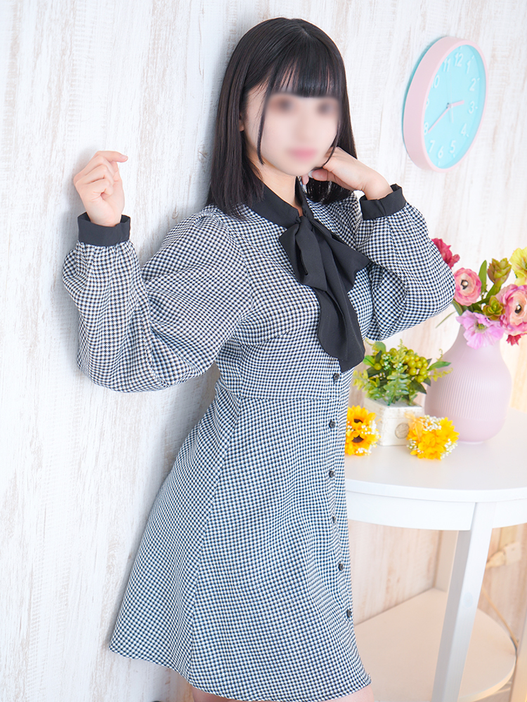 深田つき
