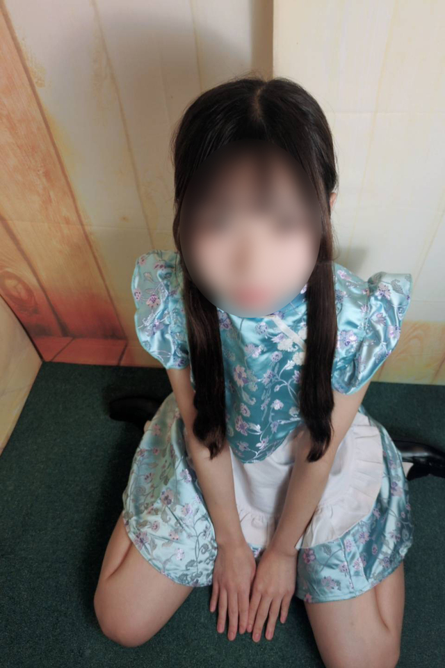 新宿歌舞伎町 オナクラ【レモンガールズ】まな