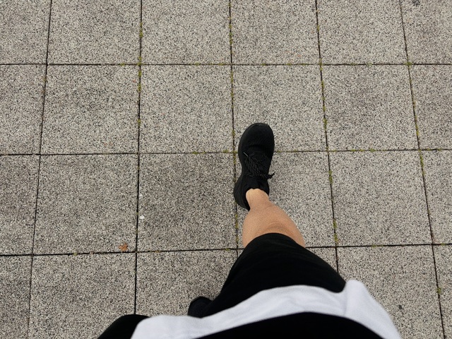 走