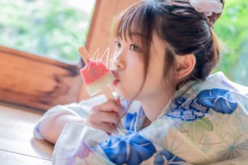 スイカバーは夏の味。