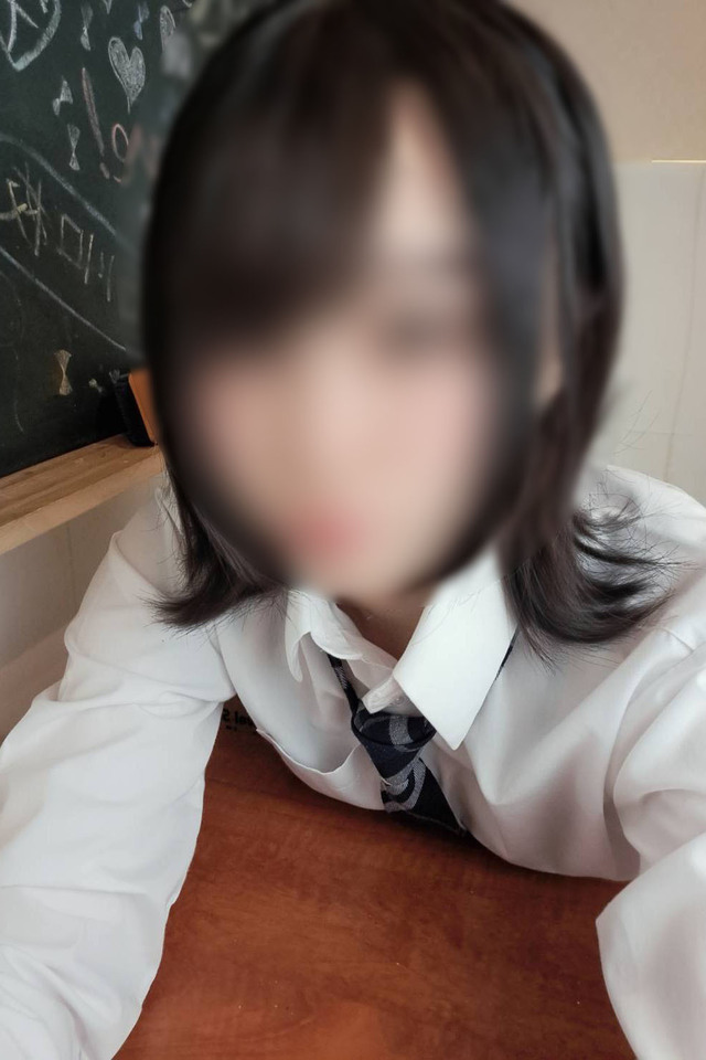 新宿歌舞伎町 オナクラ【レモンガールズ】かなた