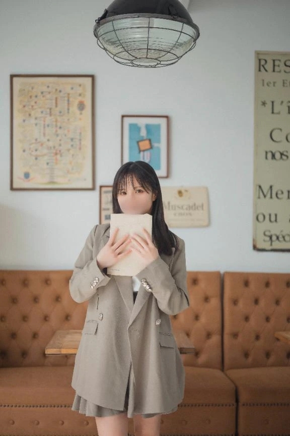 🌙勝手に登場するヒーロー🦸