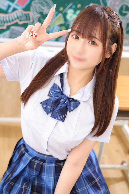 激カワ〇リの妹系ナチュラル美少女
