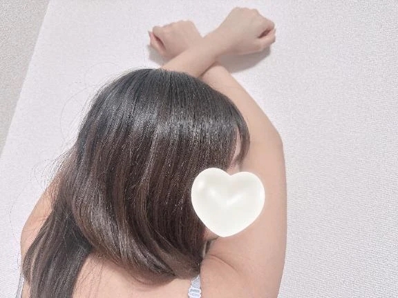 明日は出勤です♪