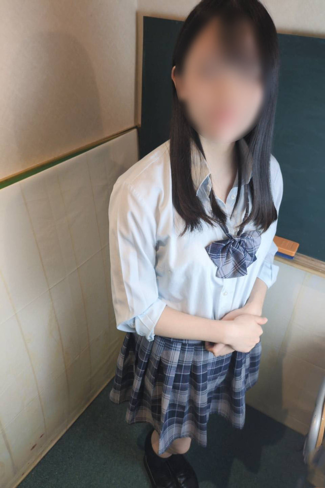 新宿歌舞伎町 オナクラ【レモンガールズ】ここな
