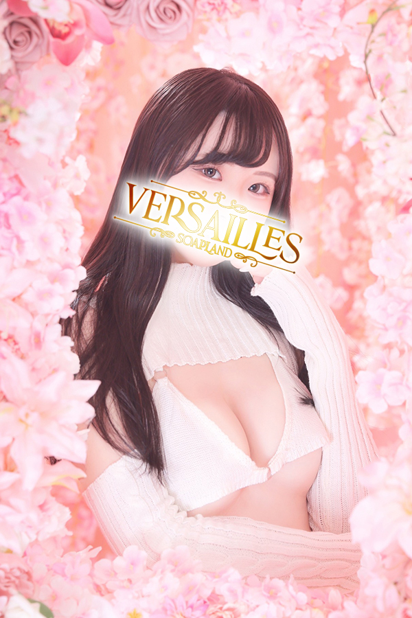 温かみある桜に囲まれたプラチナ美女『かりん』さん　グラビア掲載しました！