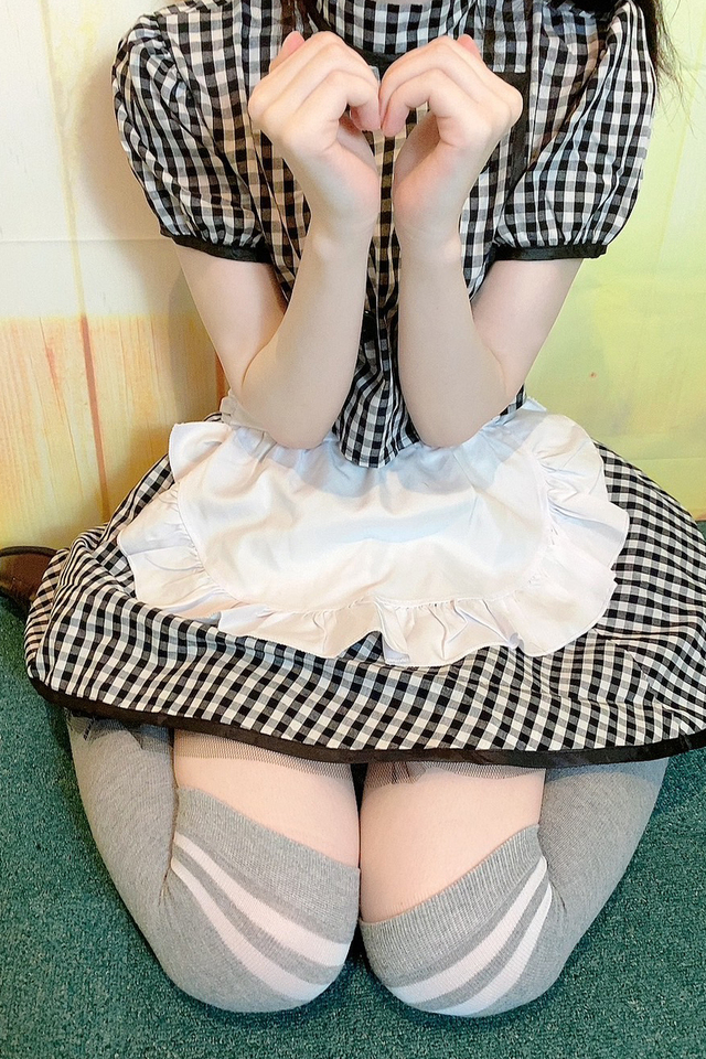 新宿歌舞伎町 オナクラ【レモンガールズ】ひとみ