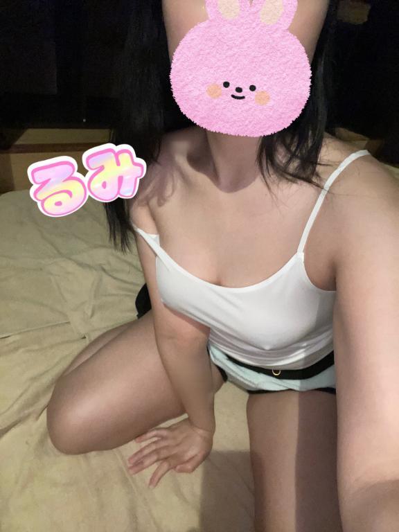本日体験入店初日！知的で魅惑のマルチリンガル『るみちゃん』入店です(≧▽≦)