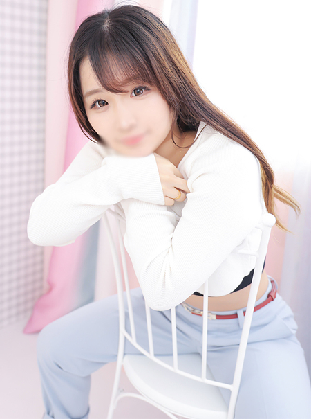川崎ソープクリスタルの犯罪級のロリ少女チョコちゃんの写真