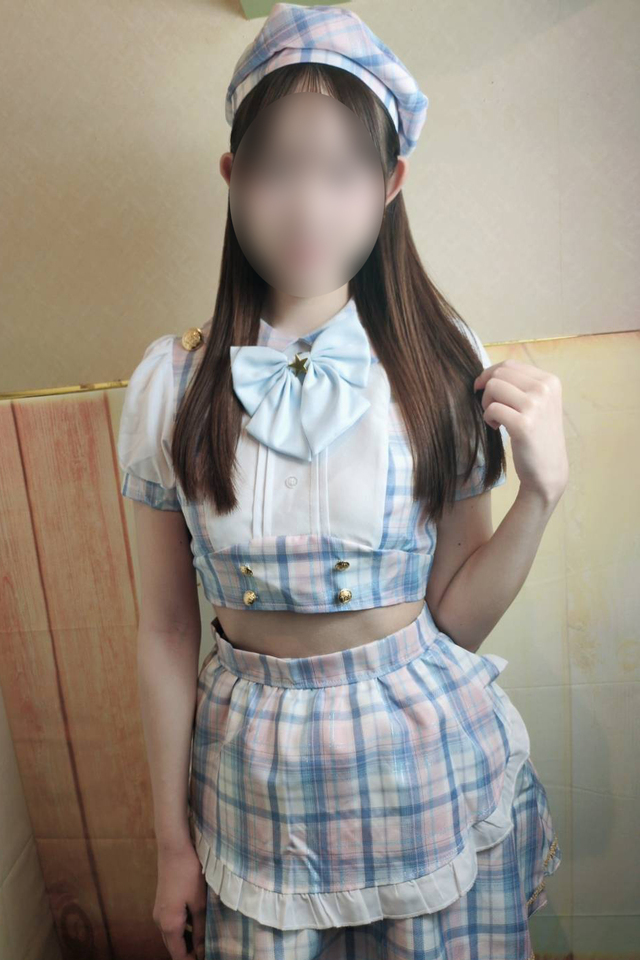 新宿歌舞伎町 オナクラ【レモンガールズ】りん