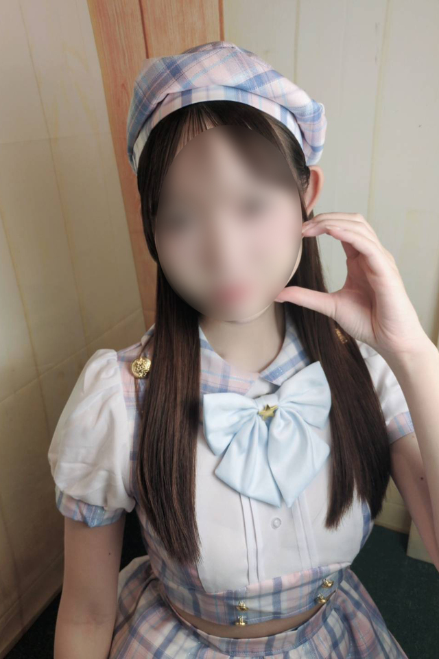 新宿歌舞伎町 オナクラ【レモンガールズ】りん