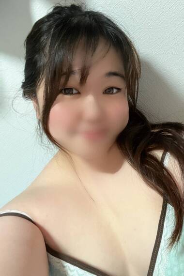 みい