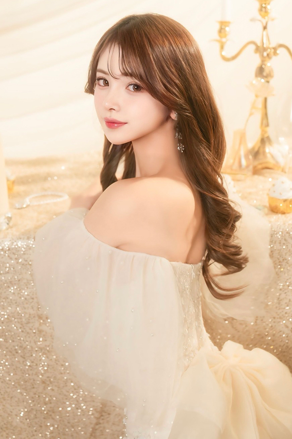 吉原高級ソープ【ヴェルサイユ】あかり