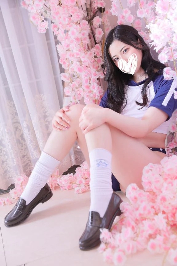 🐈‍⬛‎ 宵闇にほどける、黒猫のささやき 🤍