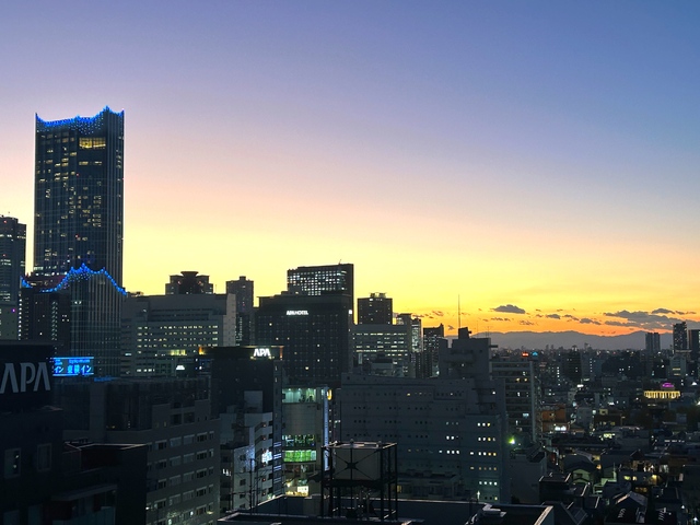 街に冷気が降りてきた