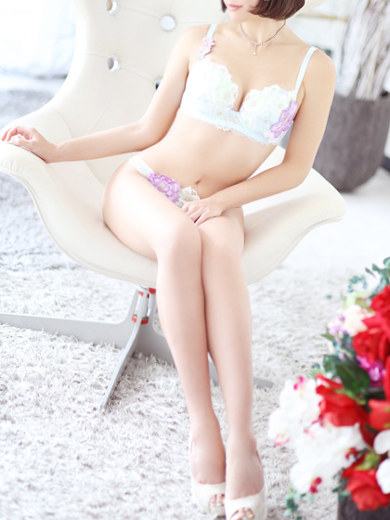 鏡　菜那葉