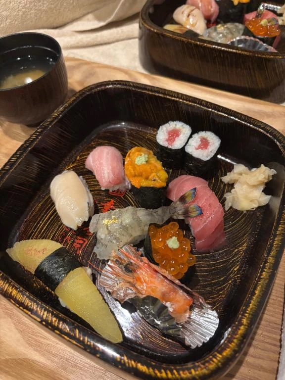 🍣✨