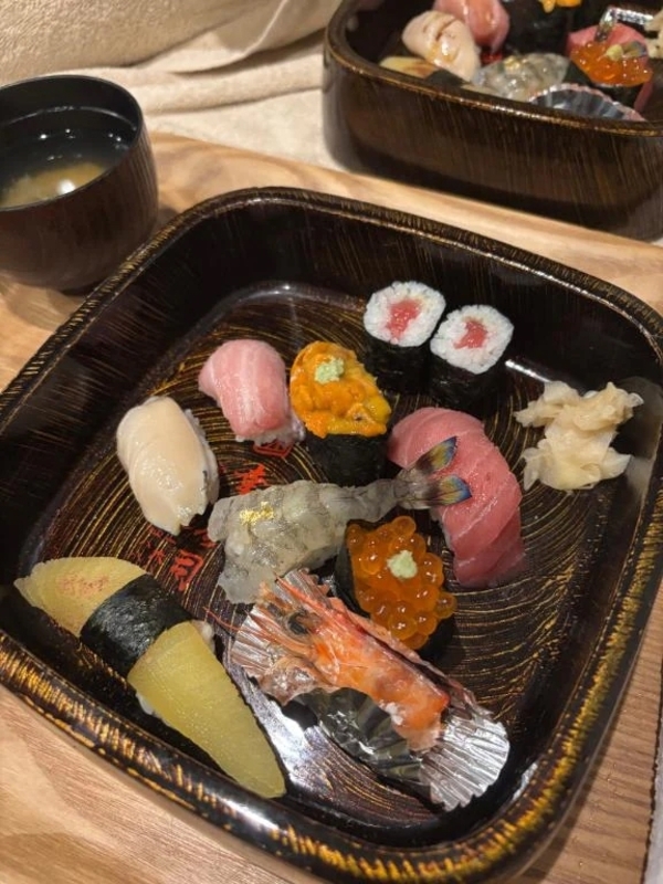 🍣✨