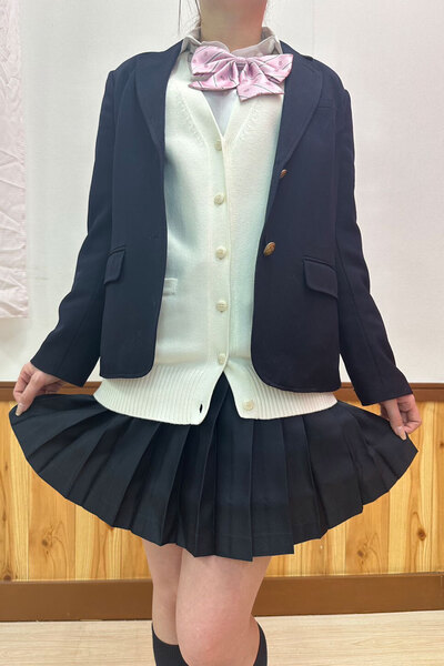 川崎コスプレソープエデン 制服コーデ Ver.冬 1枚目