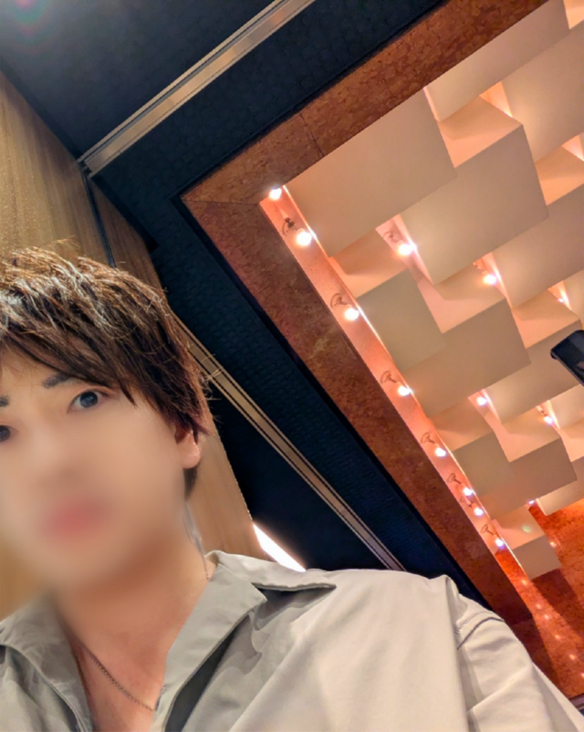 恥ずかしがり屋、照れ屋さん