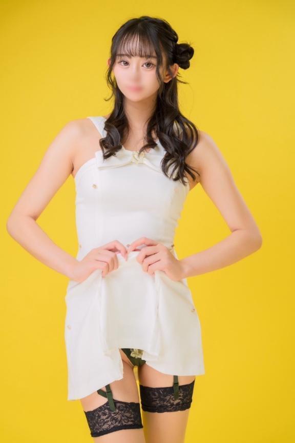 次のコスプレ、どれにしようかな〜？👗💭
