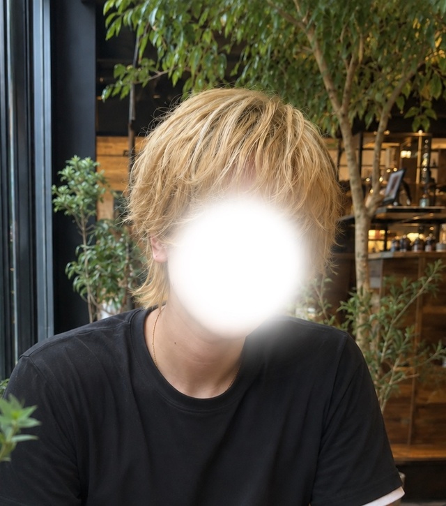 髪色変えました