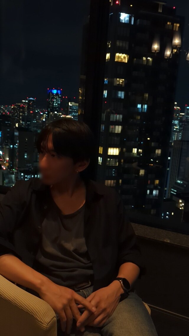 ソファが深すぎた😂