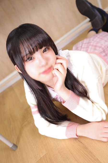 黒髪ロングの清楚系大和撫子