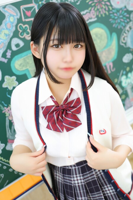  甘えん坊なHカップ美少女♪