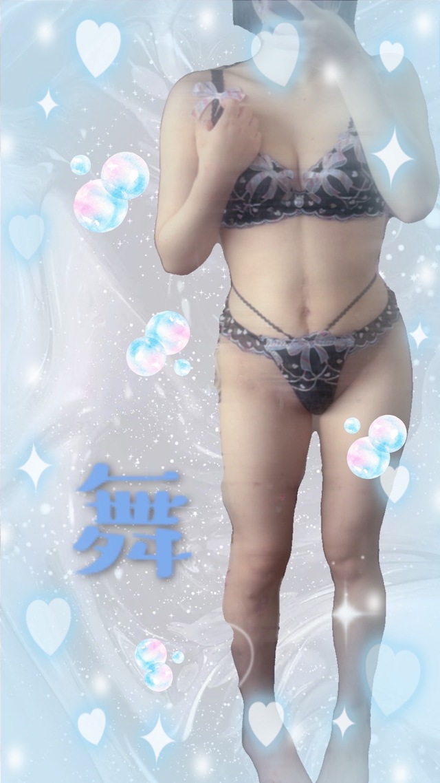 ┈ﾟ･*.♡本日でびゅ~ｯｯ♡.*･ﾟ┈