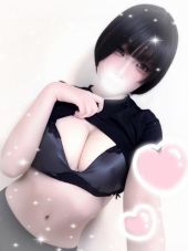 【人気急上昇中】加速する背徳エロス♡色気づく最年少18才Fカップ美少女『メロ』ちゃん　遅番で17時より出勤致します！