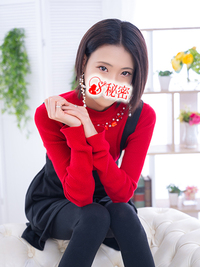 新人えま